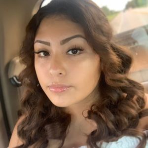 Meet your Posher, Dalilah